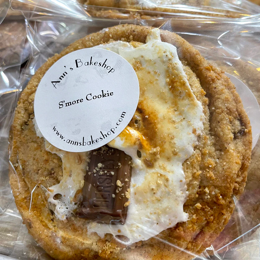S'more Cookies - Jumbo