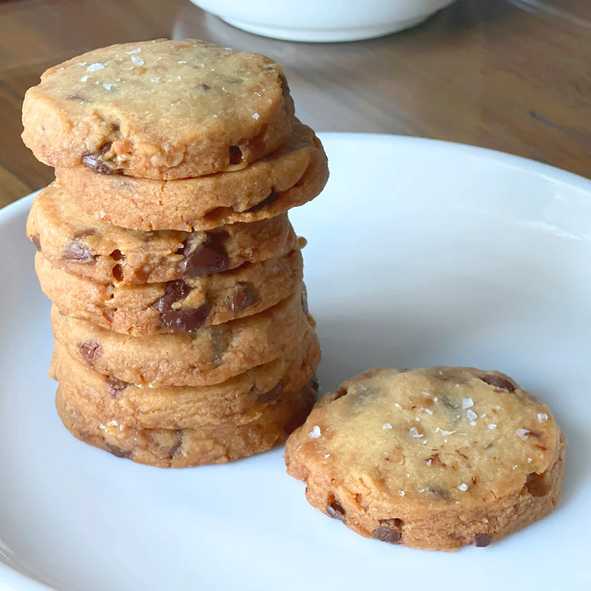 Toffee Chocolate Chip Shortbread Cookies - Image 2